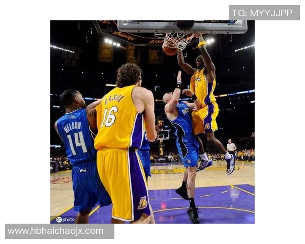 2002年NBA总决赛魔术队与湖人队精彩对决全场回顾与分析