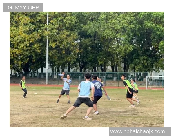 飞盘战术解析:深圳飞盘队如何实现中路突破的秘密与技巧 飞盘战术解析:深圳飞盘队如何实现中路突破的秘密与技巧